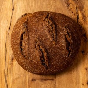 Hogaza de trigo integral 700g (no se entrega miércoles y sábado)