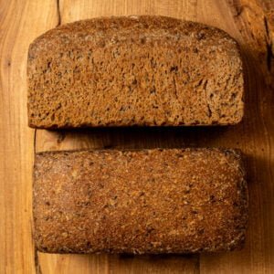 Molde de trigo integral con lino 800g (no se entrega miércoles y sábado)